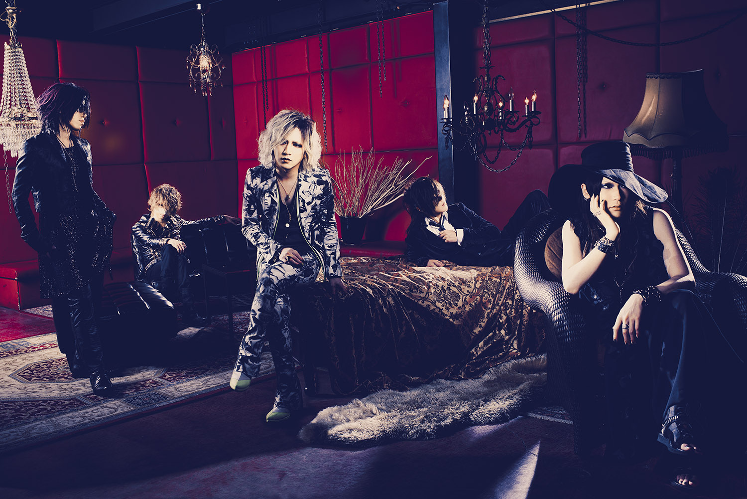 ROCK AND READ – The GazettE