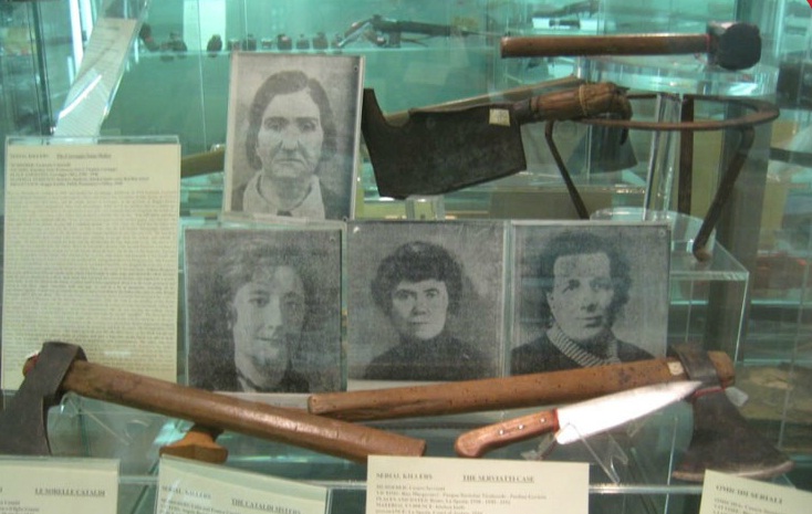 Gli strumenti utilizzati da Leonarda Cianciulli nei suoi delitti conservati al Museo Criminologico di Roma