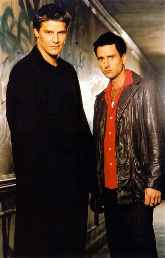 David Boreanaz and Glenn Quinn in Angel (1999)