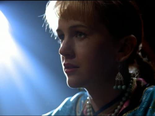 Renée O'Connor in Xena: Principessa guerriera (1995)
