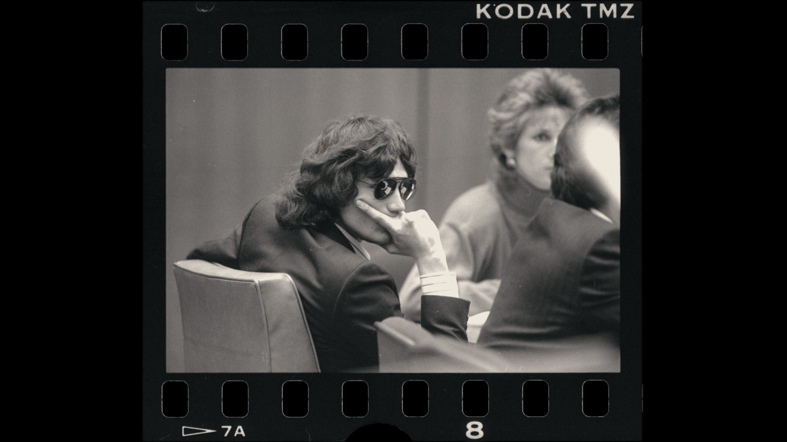 Richard Ramirez (The Night Stalker) in episode 4 “Manhunt” of Night Stalker: The Hunt for a Serial Killer. Cr. NETFLIX © 2021