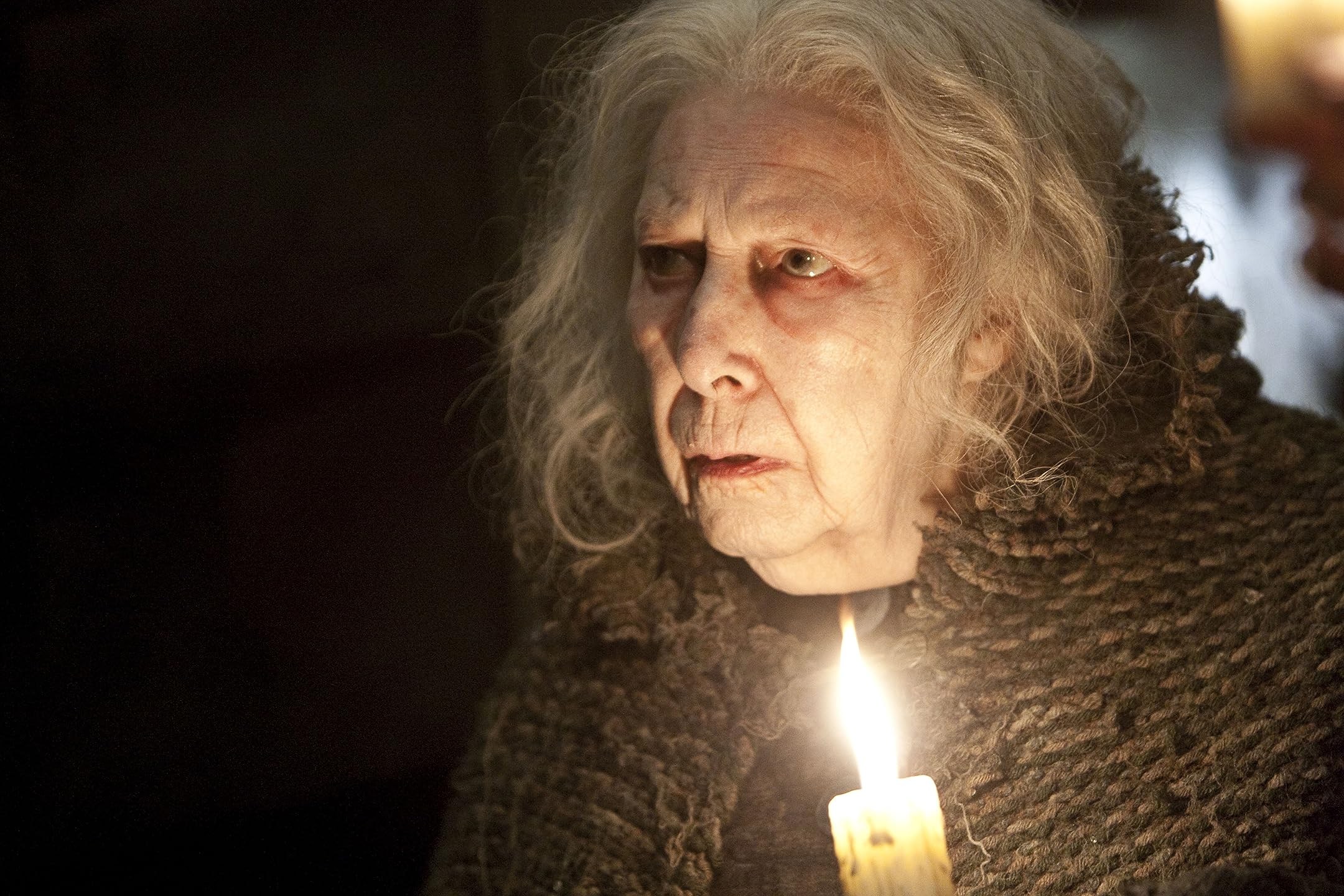 Hazel Douglas in Harry Potter e i Doni della Morte - Parte 1 (2010)