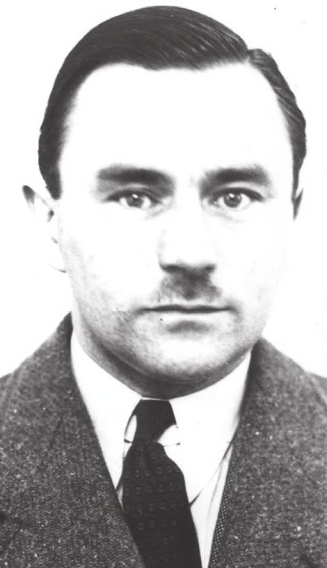 Police photograph of John Haigh